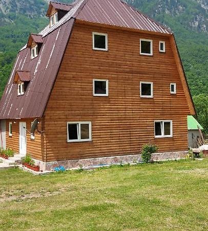 Bujtina Zemra Tradites Theth Luaran gambar