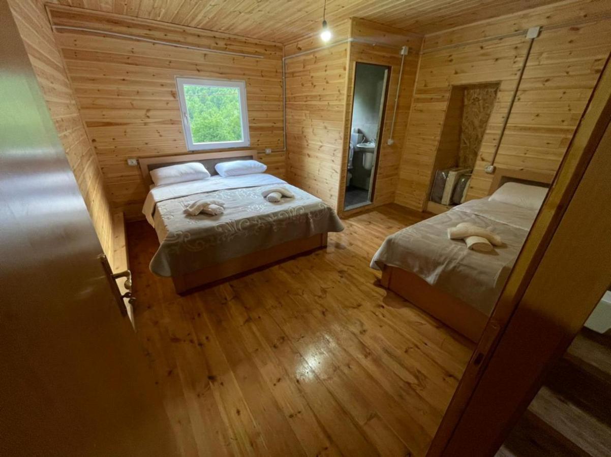 Bujtina Zemra Tradites Theth Luaran gambar