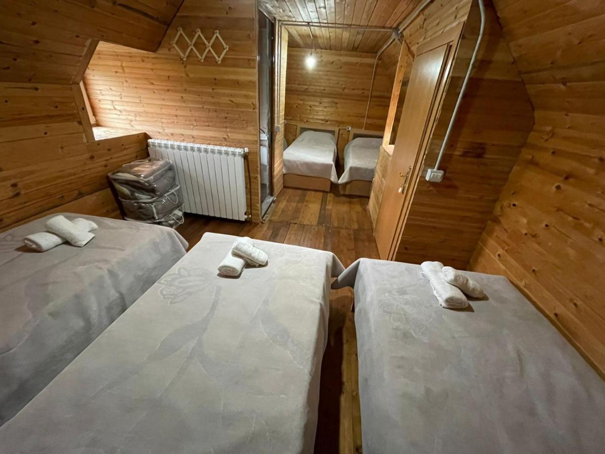 Bujtina Zemra Tradites Theth Luaran gambar
