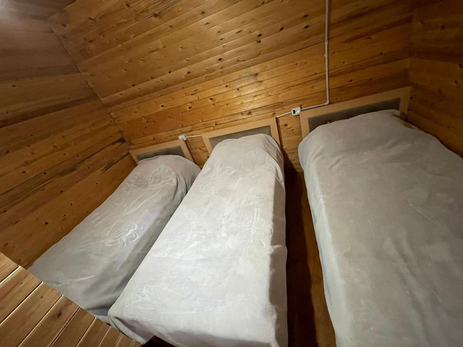 Bujtina Zemra Tradites Theth Luaran gambar