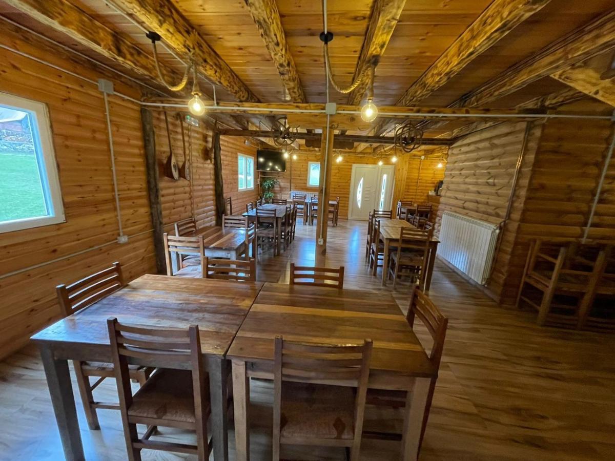 Bujtina Zemra Tradites Theth Luaran gambar