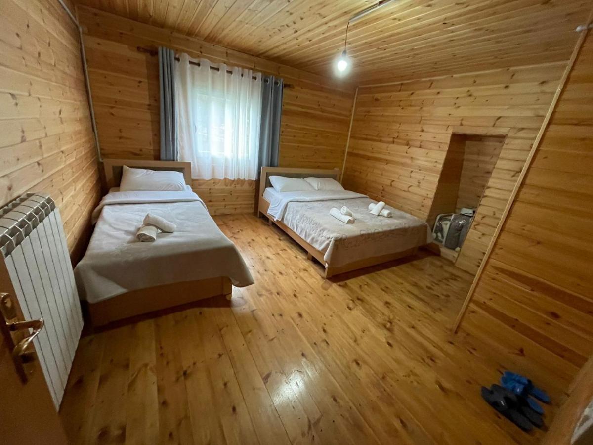 Bujtina Zemra Tradites Theth Luaran gambar