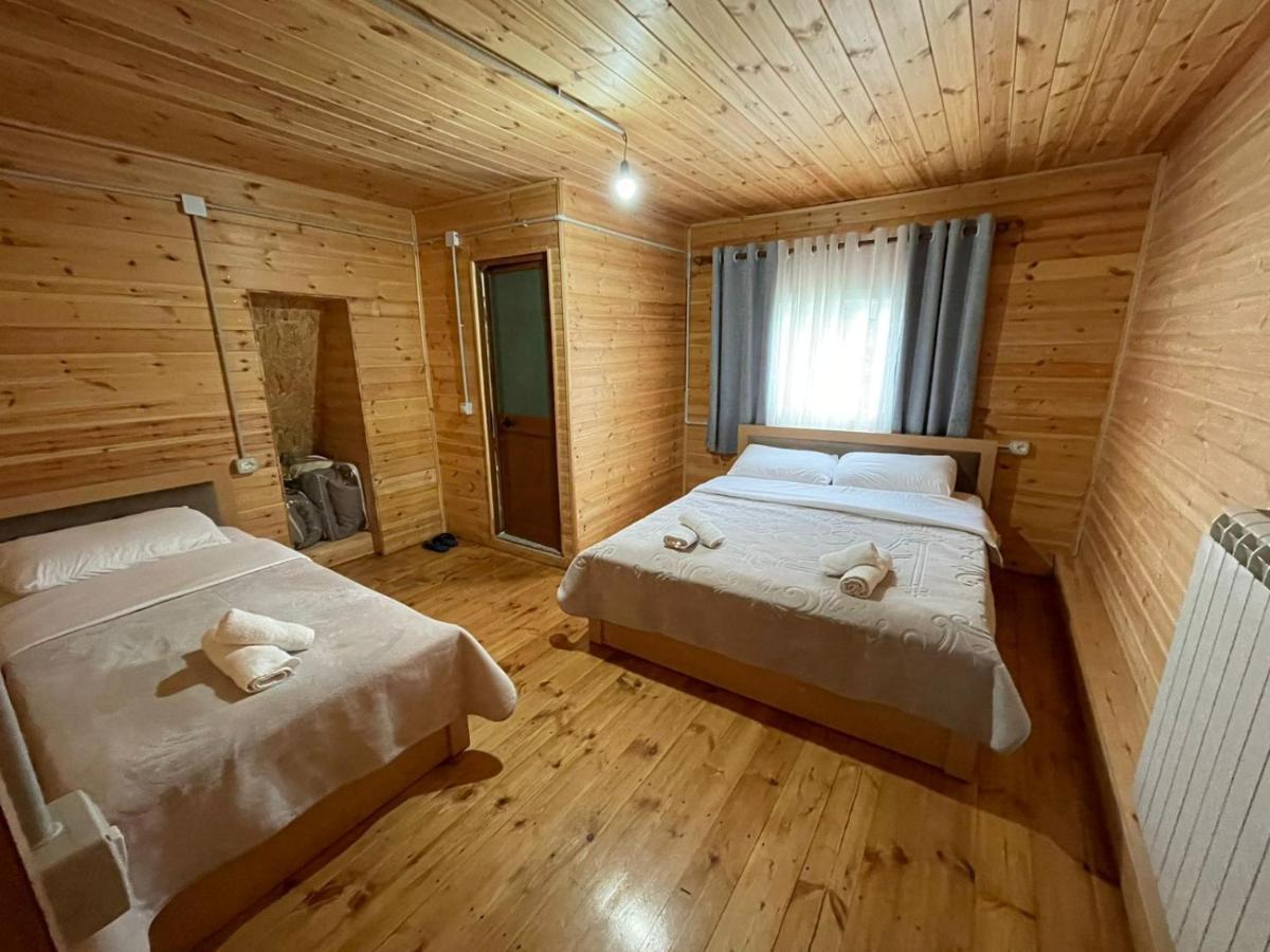 Bujtina Zemra Tradites Theth Luaran gambar